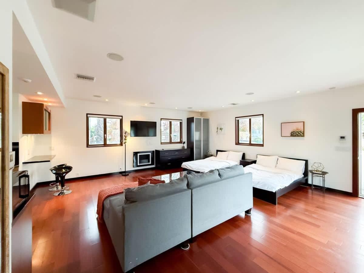 Modern 4br Gem Near Beverly Hills By Allevo Homes Сasa de vacaciones *