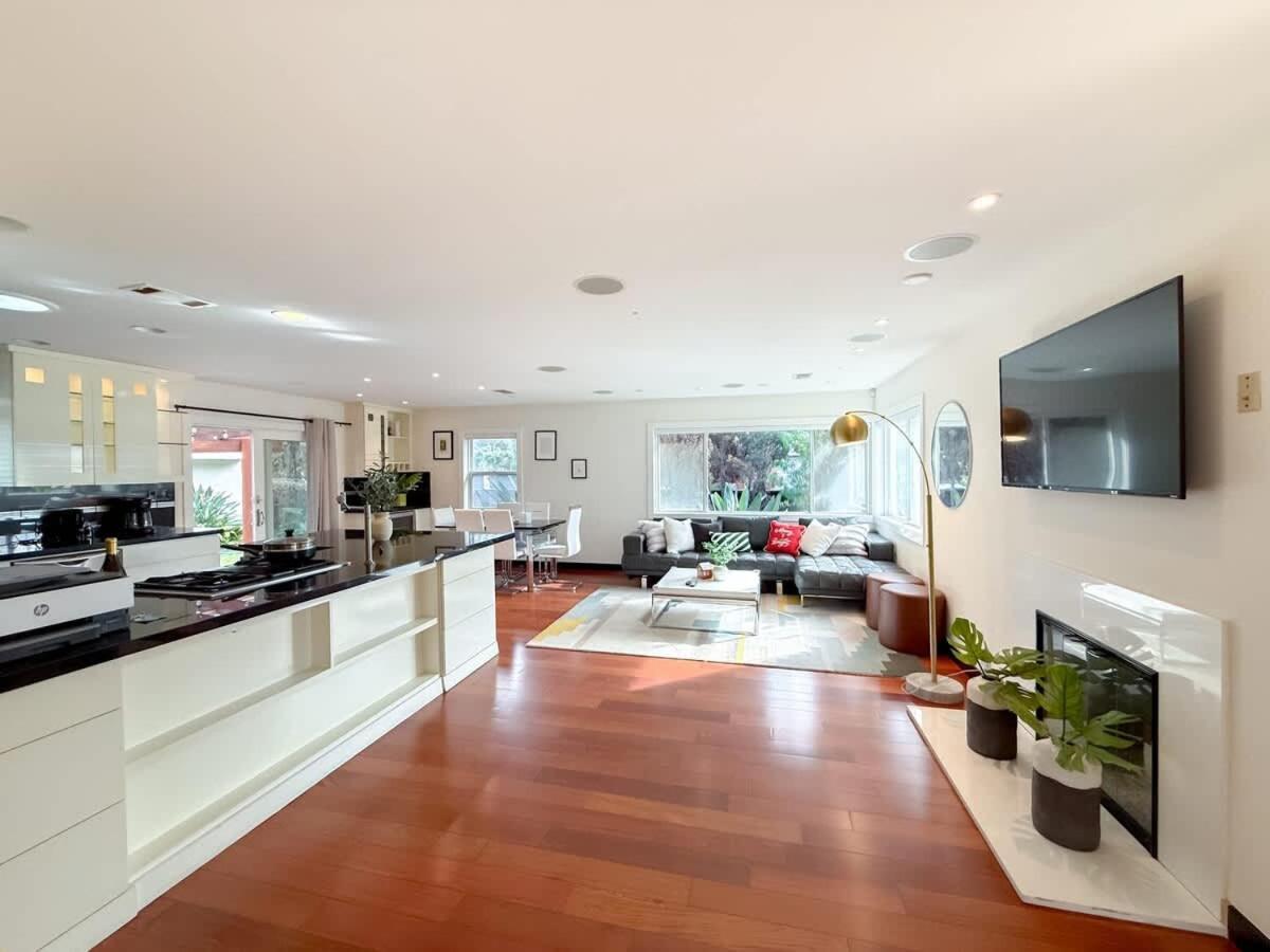 Modern 4br Gem Near Beverly Hills By Allevo Homes Сasa de vacaciones *
