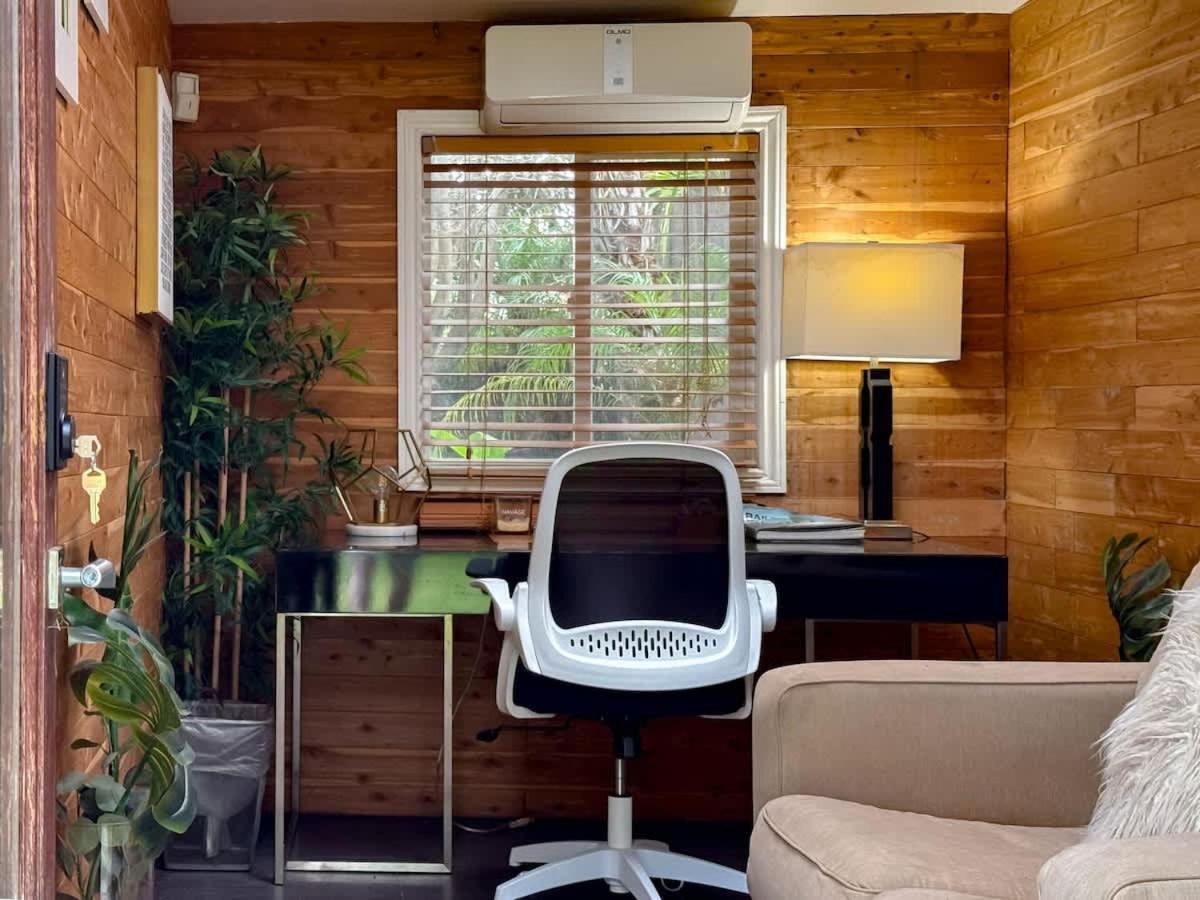 Modern 4br Gem Near Beverly Hills By Allevo Homes Сasa de vacaciones Los Ángeles